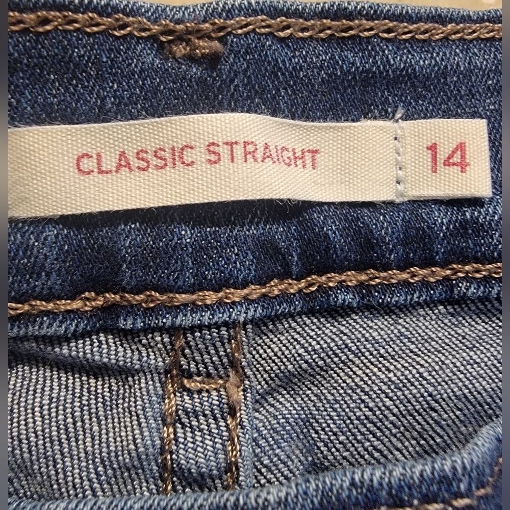 Levis Classic Straight - Picture 6 of 7